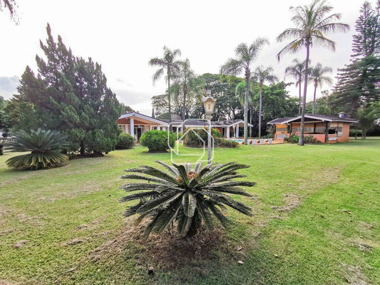 Casa de Condomínio à venda em Indaiatuba - SP - Chácara Polaris: Gramado, paisagismo