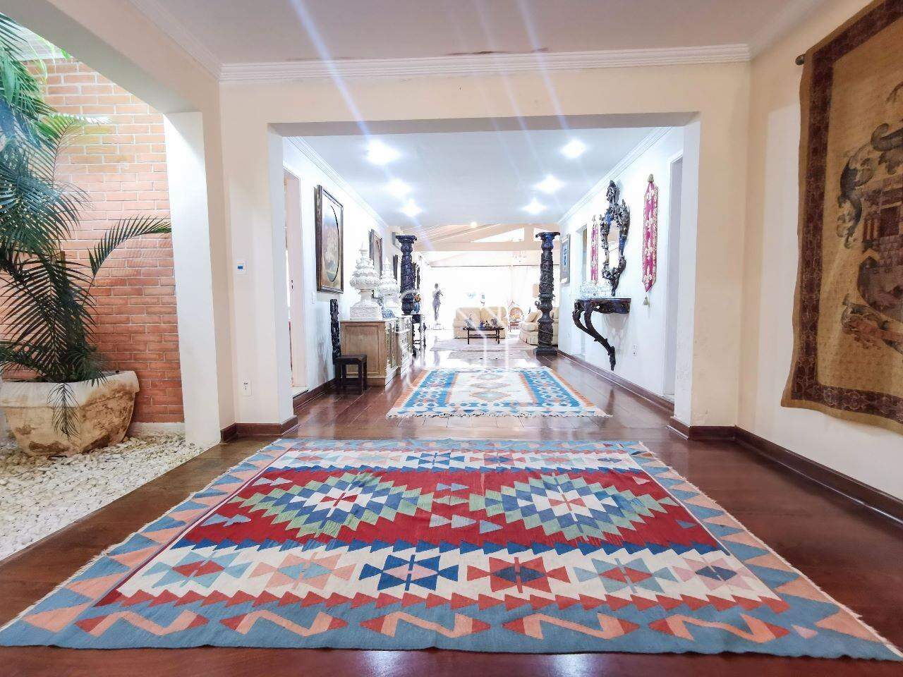 Casa de Condomínio à venda em Indaiatuba - SP - Chácara Polaris: Hall de entrada
