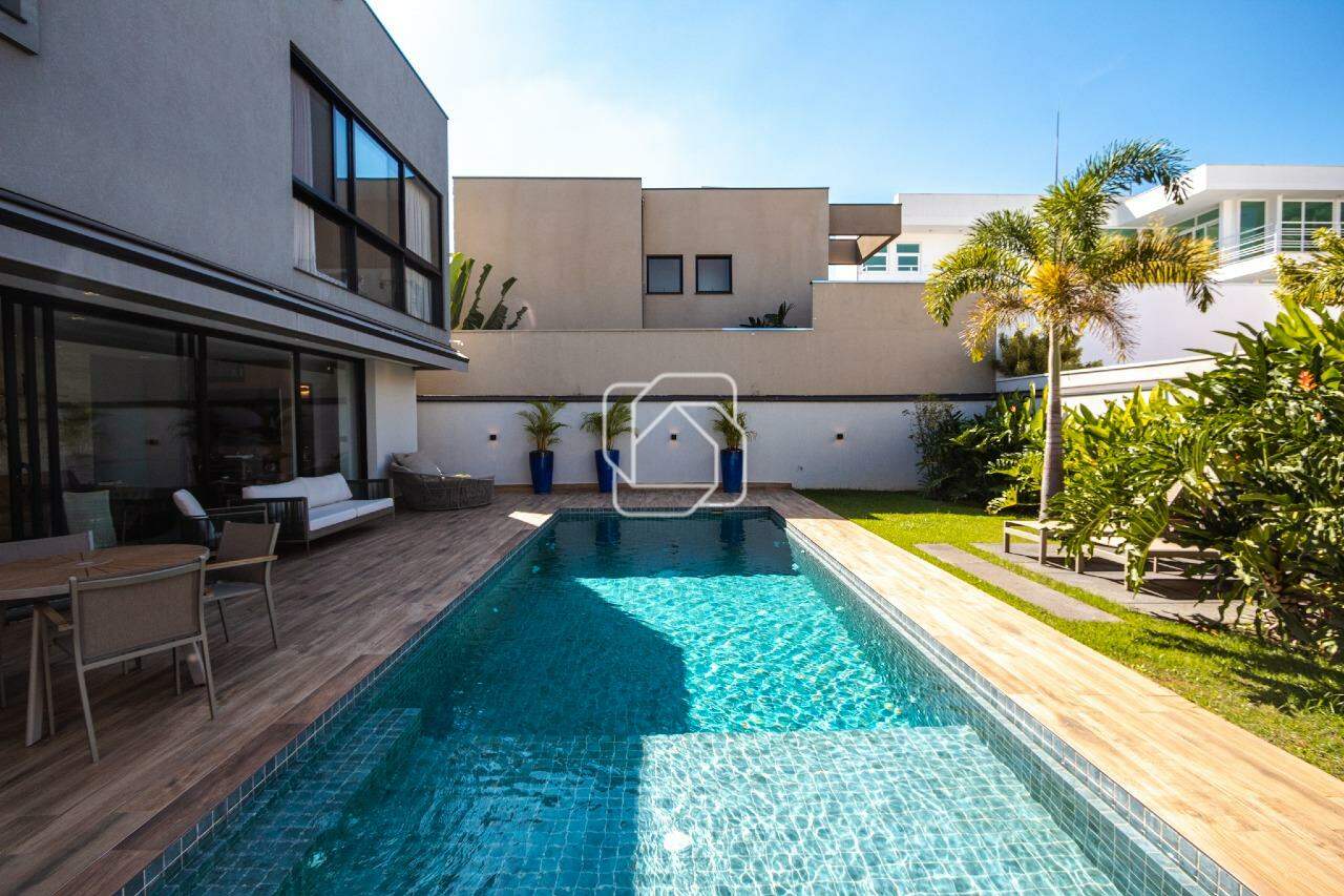 Casa de Condomínio à venda em Indaiatuba - SP - Jardim Residencial Santa Clara: Área externa