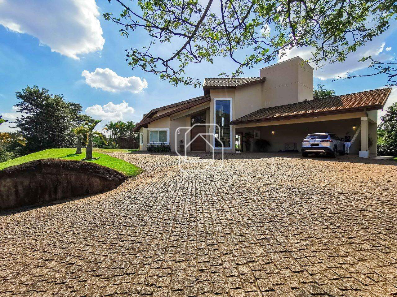 Casa de Condomínio à venda em Indaiatuba - SP - Vale das Laranjeiras: Fachada 