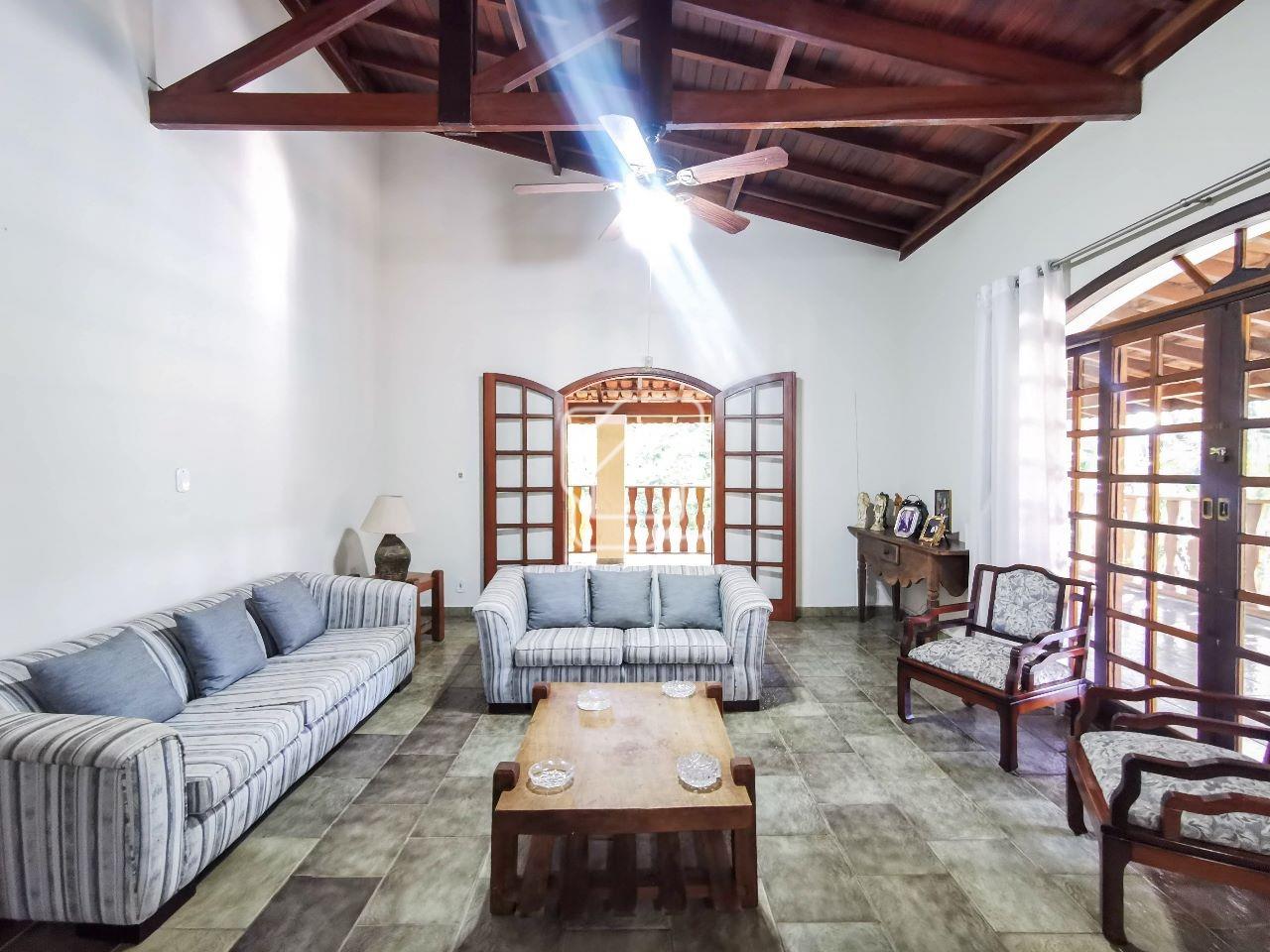 Casa de Condomínio à venda em Indaiatuba - SP - Recanto das Flores: Sala de estar