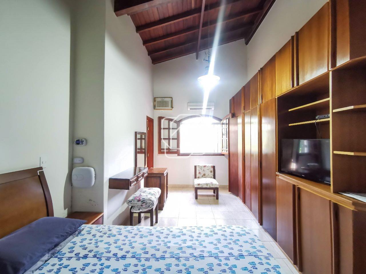 Casa de Condomínio à venda em Indaiatuba - SP - Recanto das Flores: Quarto