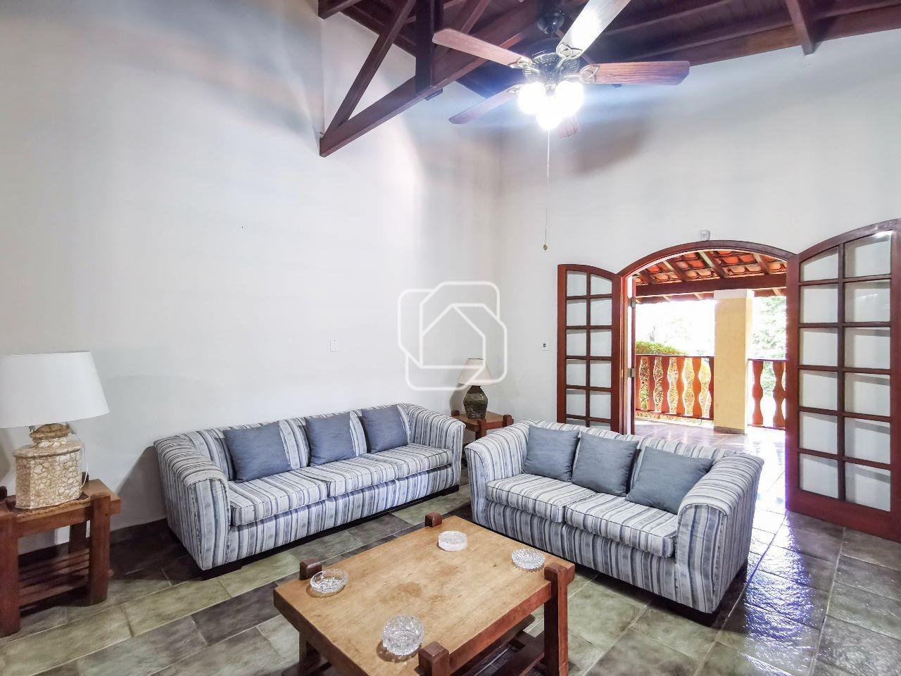 Casa de Condomínio à venda em Indaiatuba - SP - Recanto das Flores: Sala de estar