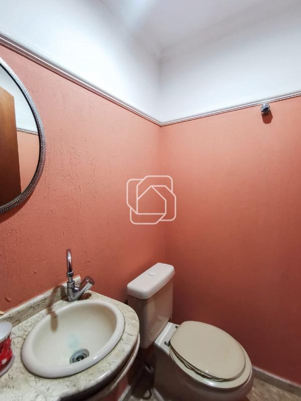 Casa de Condomínio à venda em Indaiatuba - SP - Recanto das Flores: Lavabo