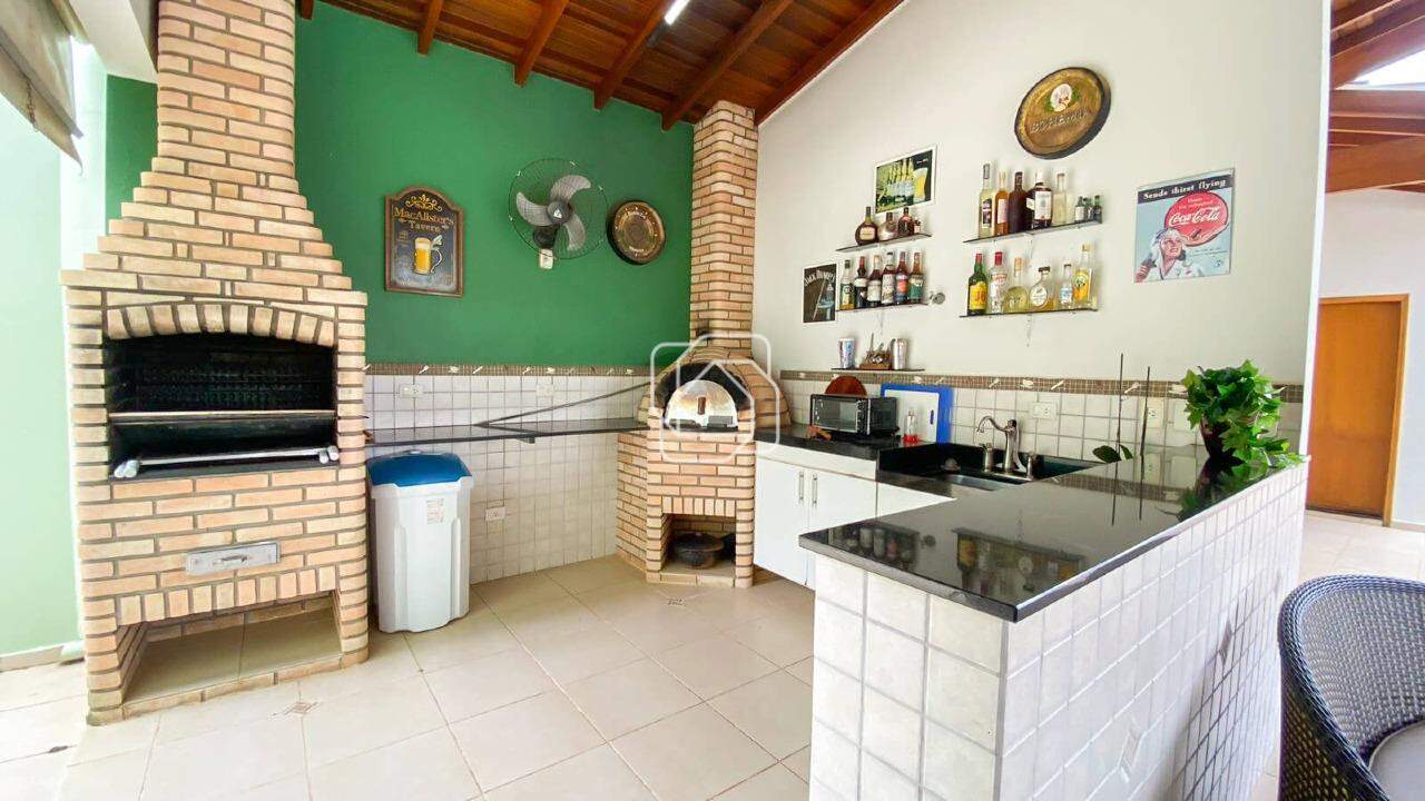 Casa de Condomínio à venda em Salto - SP - Condomínio Zuleika Jabour: Churrasqueira e forno de pizza