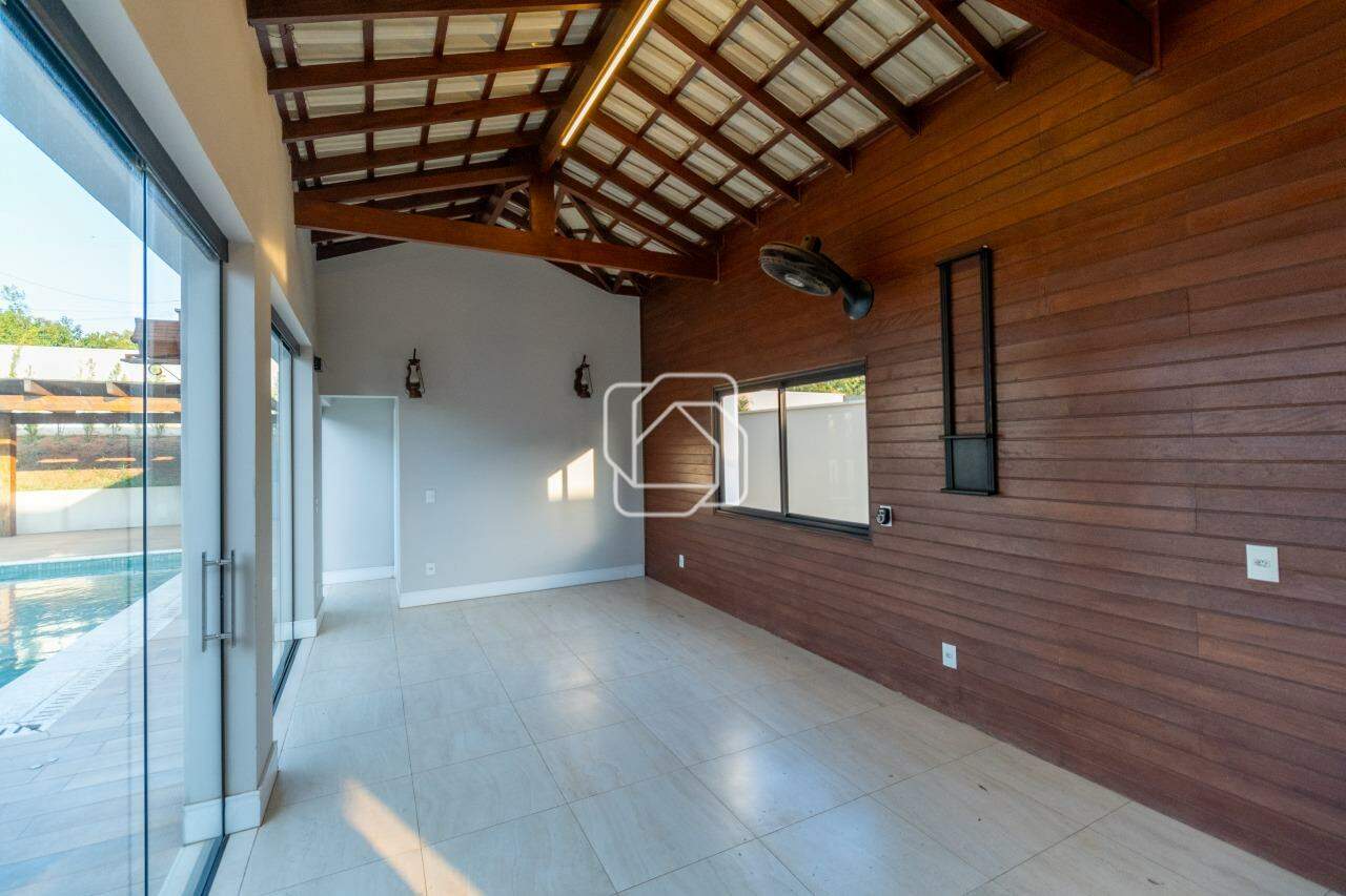 Casa de Condomínio à venda em Salto - SP - Condomínio Fazenda Palmeiras Imperiais: