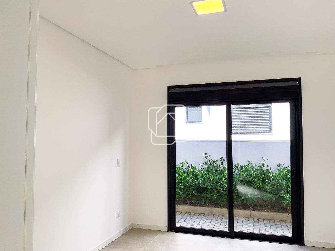 Casa de Condomínio à venda em Itu - SP - Condomínio Villas do Golfe: Porta para a área externa
