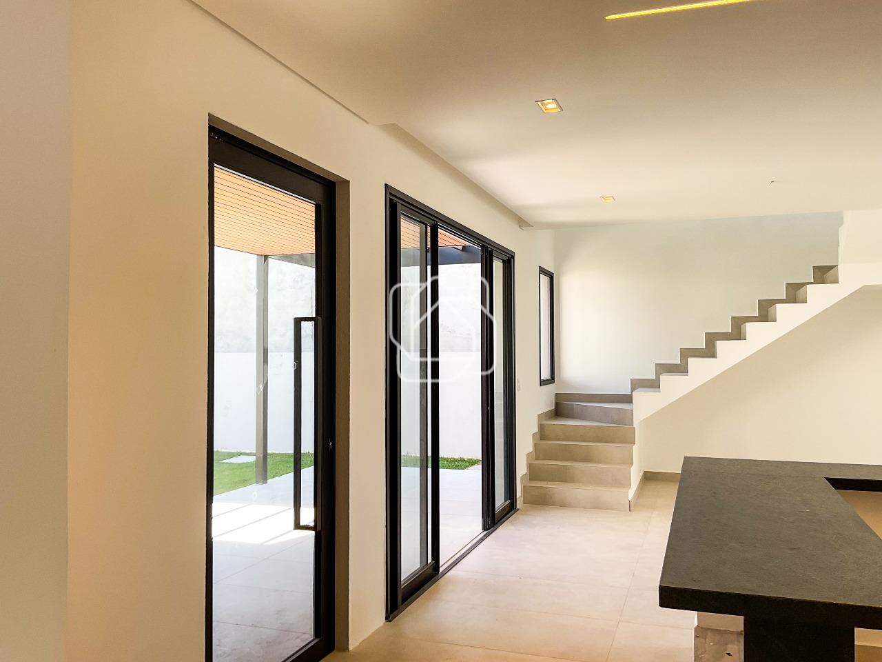 Casa de Condomínio à venda em Itu - SP - Condomínio Villas do Golfe: Entrada para a área externa