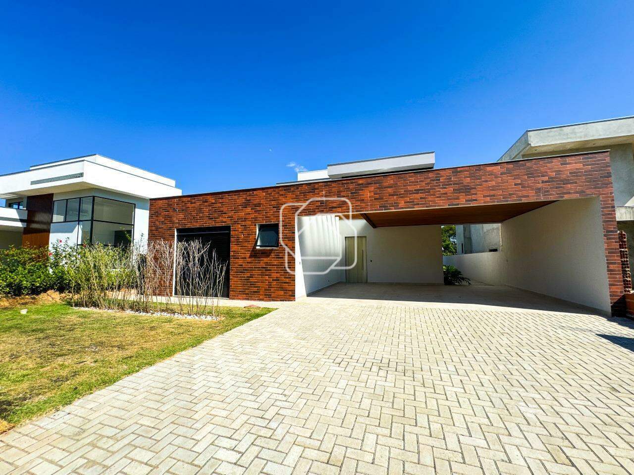 Casa de Condomínio à venda em Itu - SP - Condomínio Villas do Golfe: Garagem
