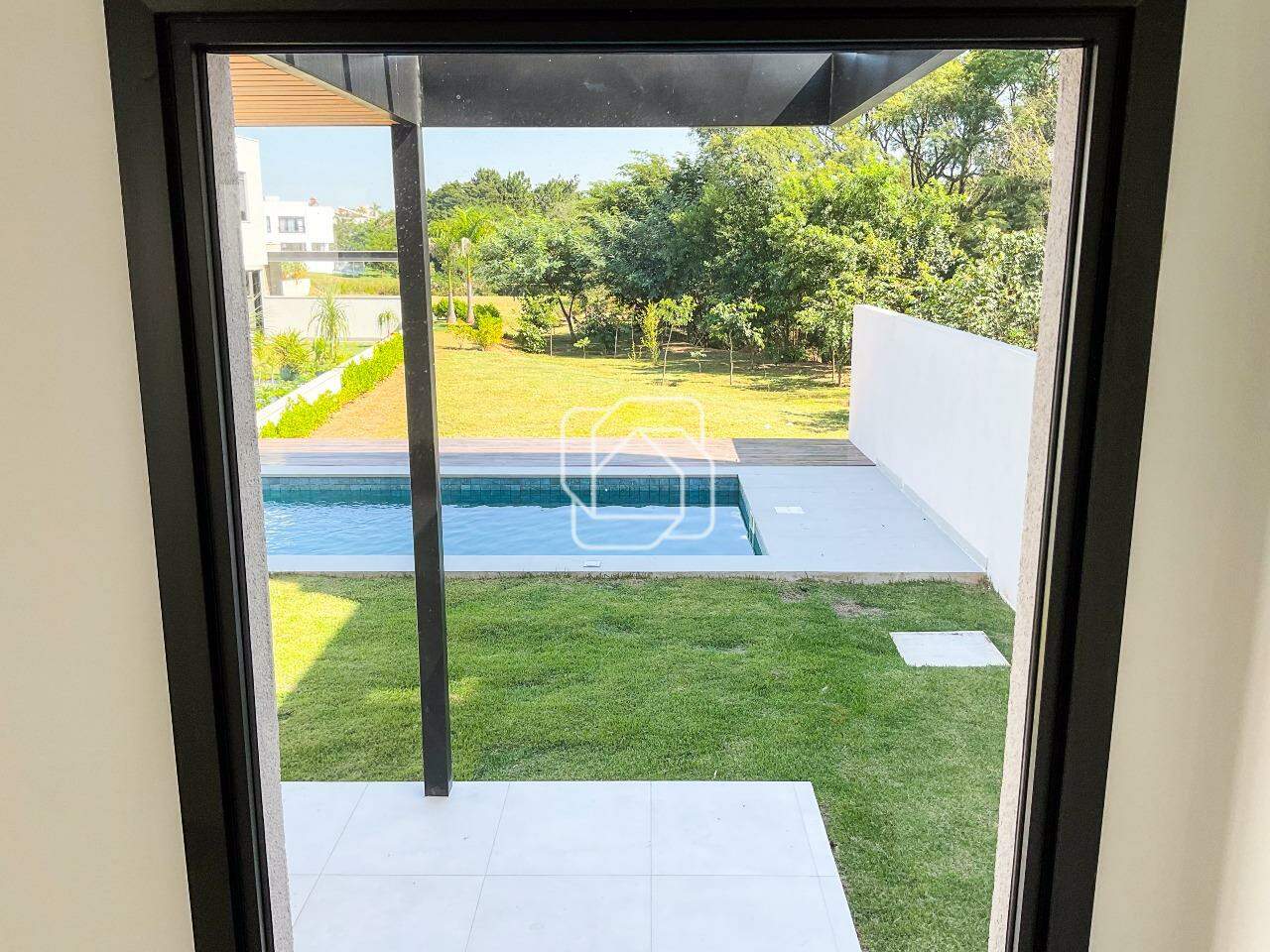 Casa de Condomínio à venda em Itu - SP - Condomínio Villas do Golfe: Vista para a piscina
