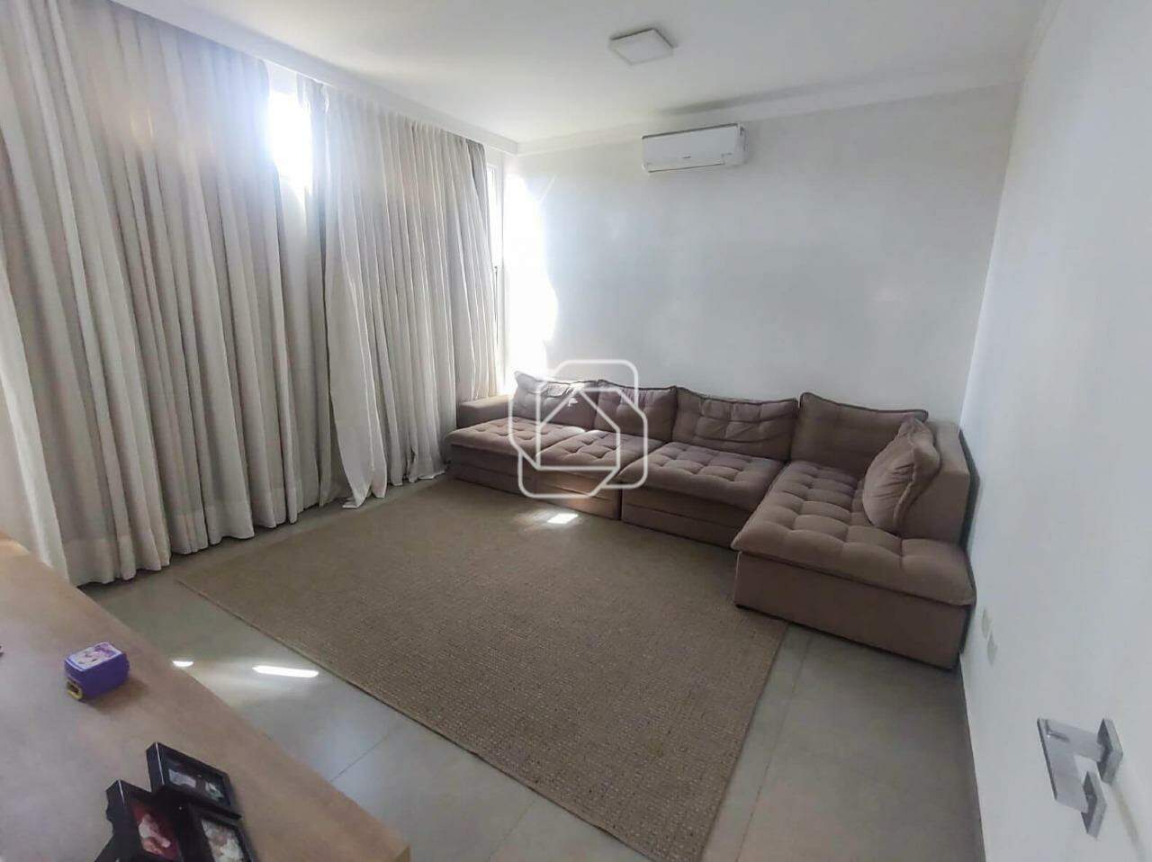 Casa de Condomínio à venda em Itu - SP - Chácara Flora: Sala de TV