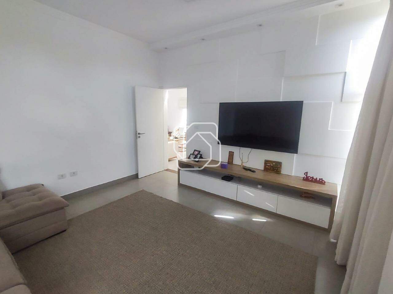 Casa de Condomínio à venda em Itu - SP - Chácara Flora: Sala de TV