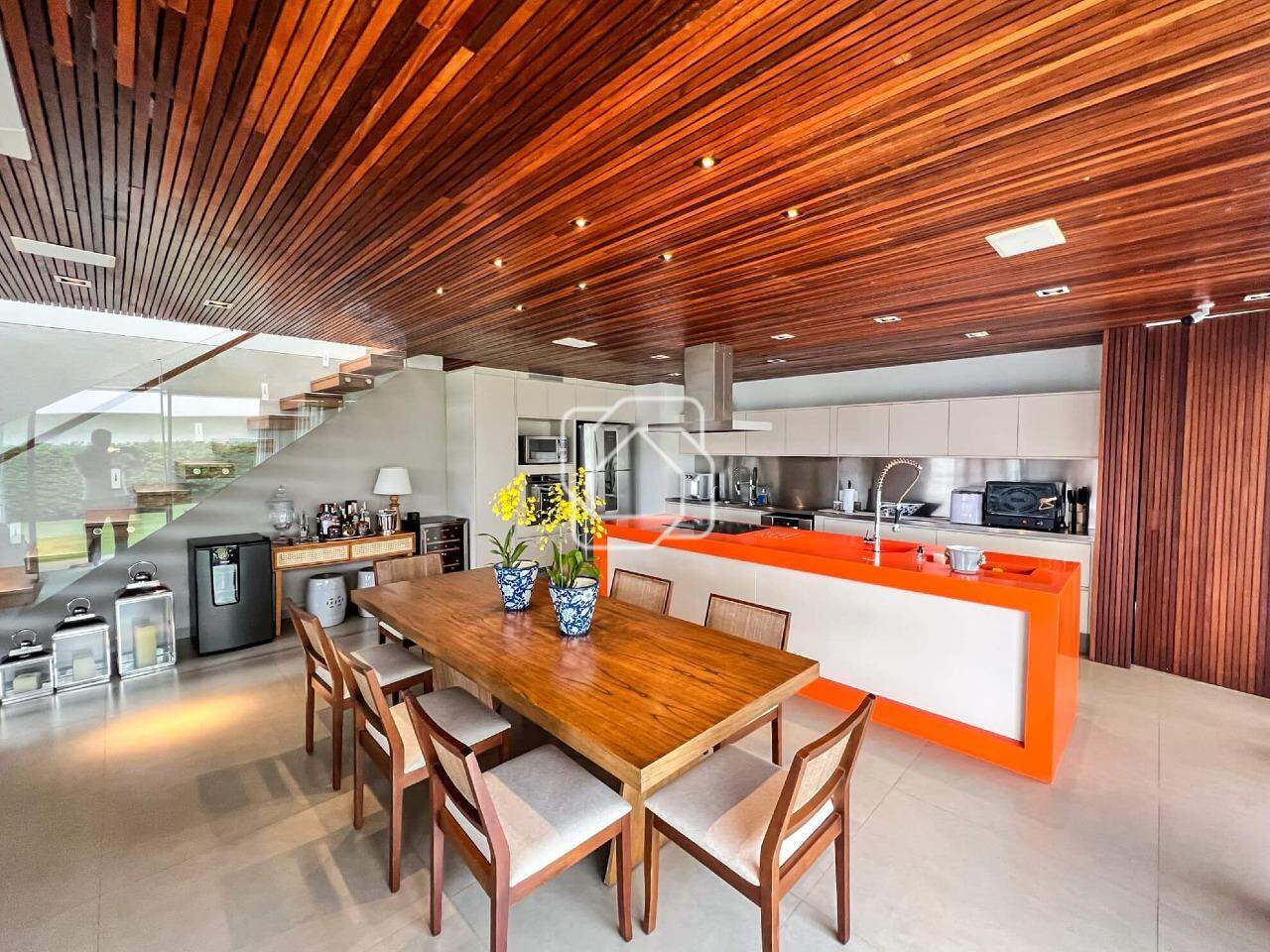 Casa de Condomínio à venda em Porto Feliz - SP - Condomínio Fazenda Boa Vista: Sala de jantar e cozinha