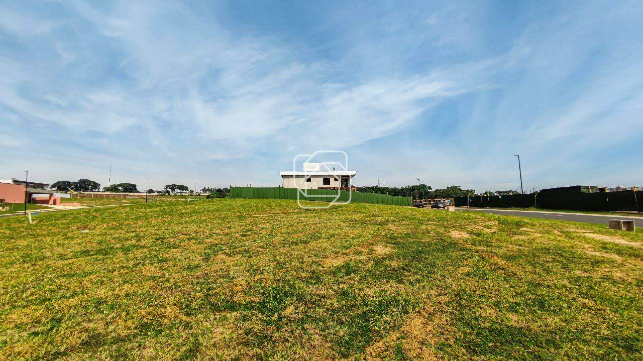 Terreno à venda em Indaiatuba - SP - Parque Villa dos Pinheiros: Visão geral do terreno