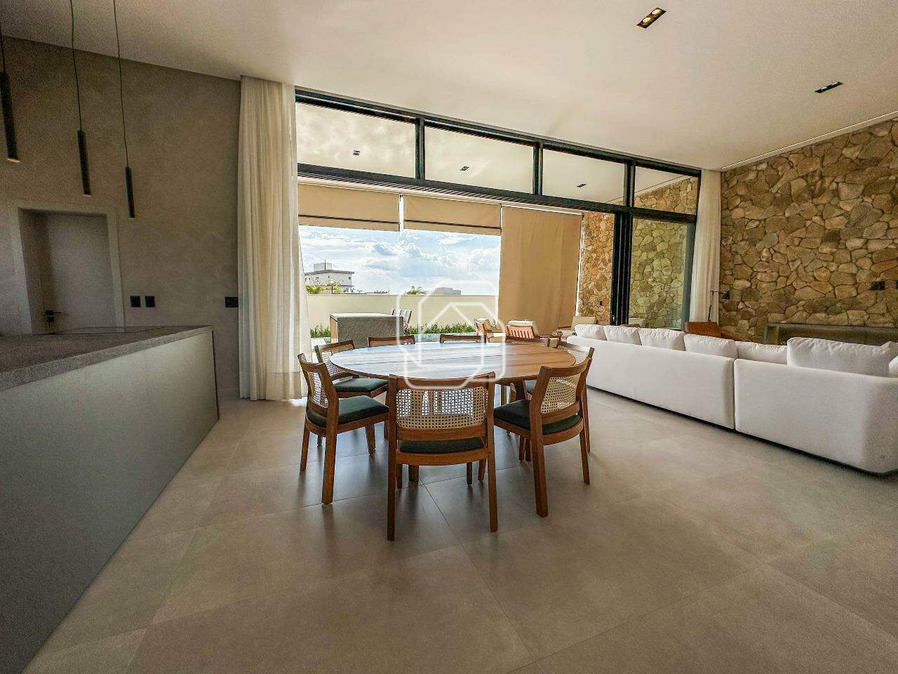 Casa de Condomínio à venda em Itu - SP - Condomínio Villas do Golfe: Ambientes integrados
