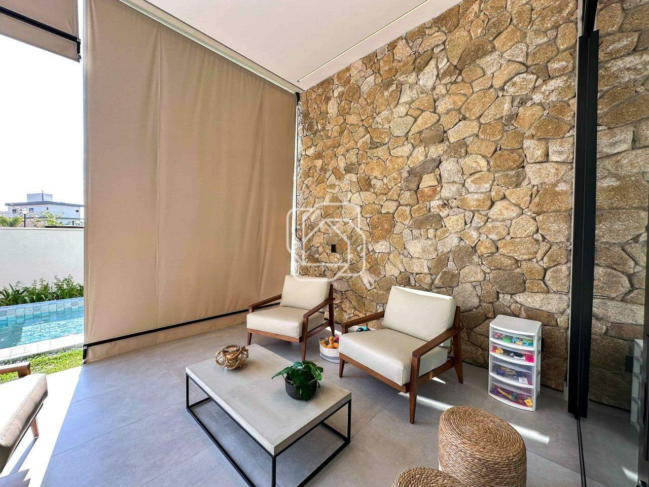 Casa de Condomínio à venda em Itu - SP - Condomínio Villas do Golfe: Varanda