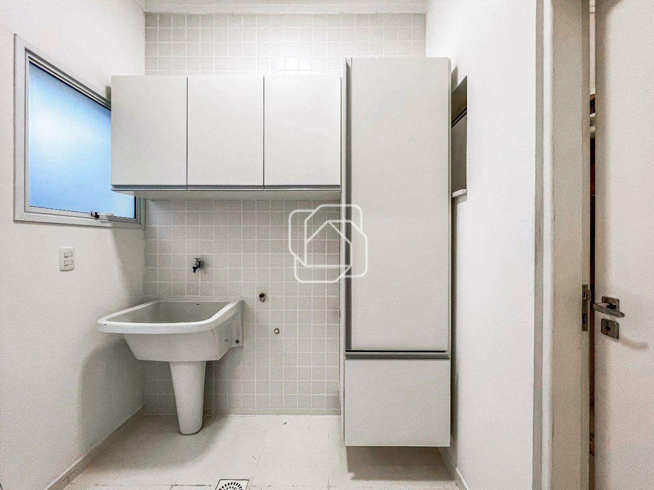 Casa de Condomínio à venda em Itu - SP - Portal da Vila Rica : Lavanderia