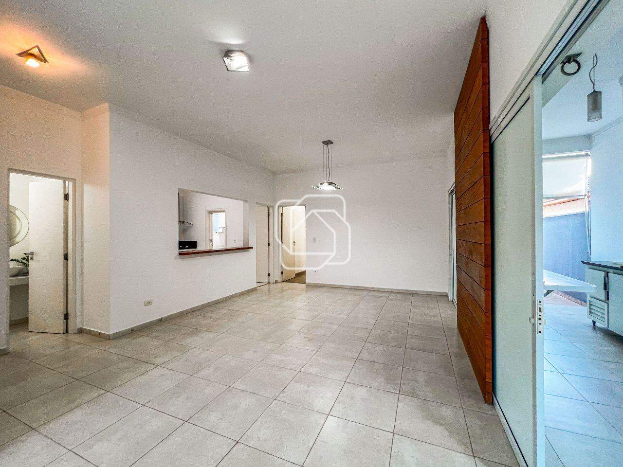 Casa de Condomínio à venda em Itu - SP - Portal da Vila Rica : Sala, gourmet e cozinha