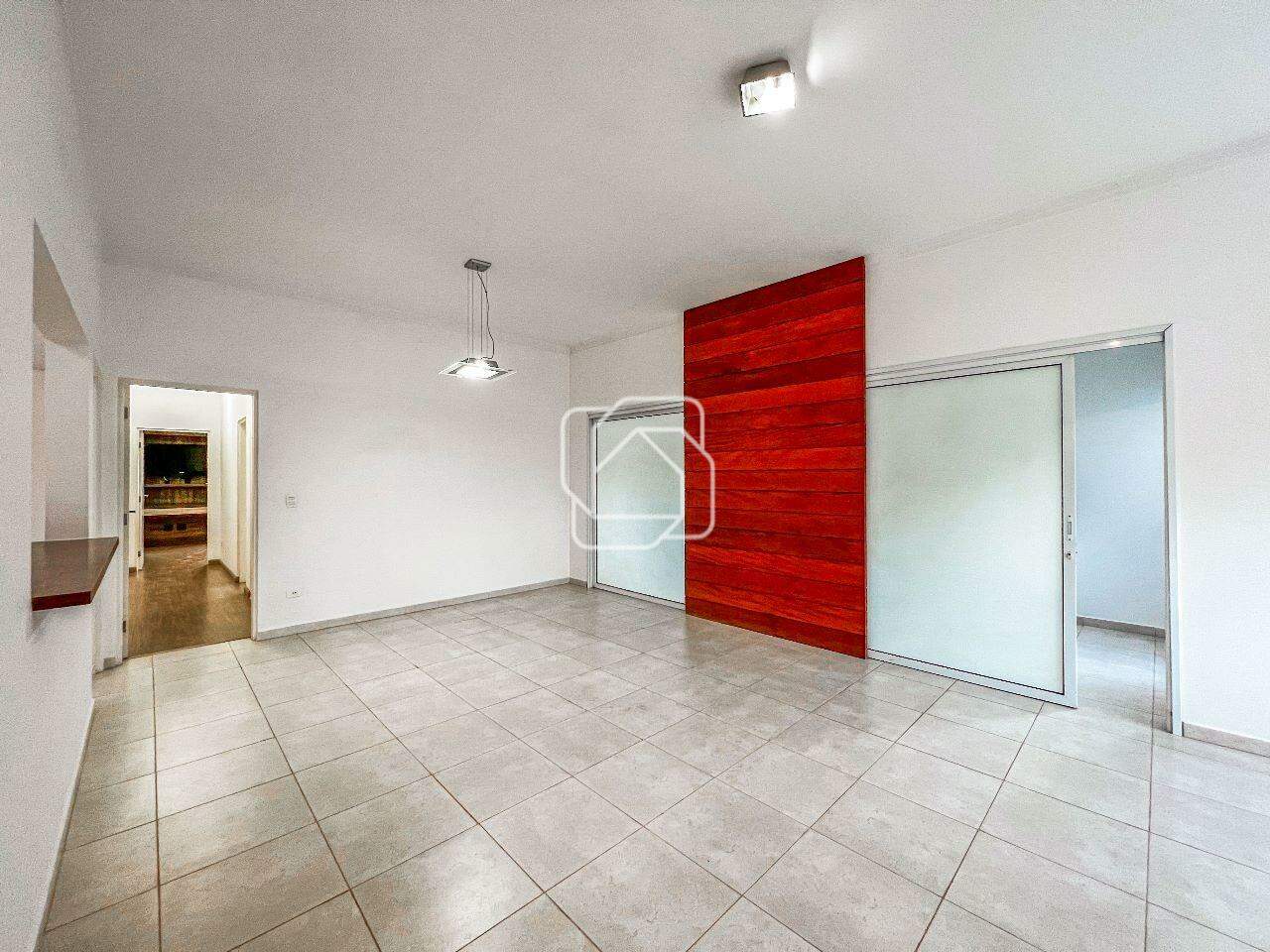 Casa de Condomínio à venda em Itu - SP - Portal da Vila Rica : Sala, entrada da casa