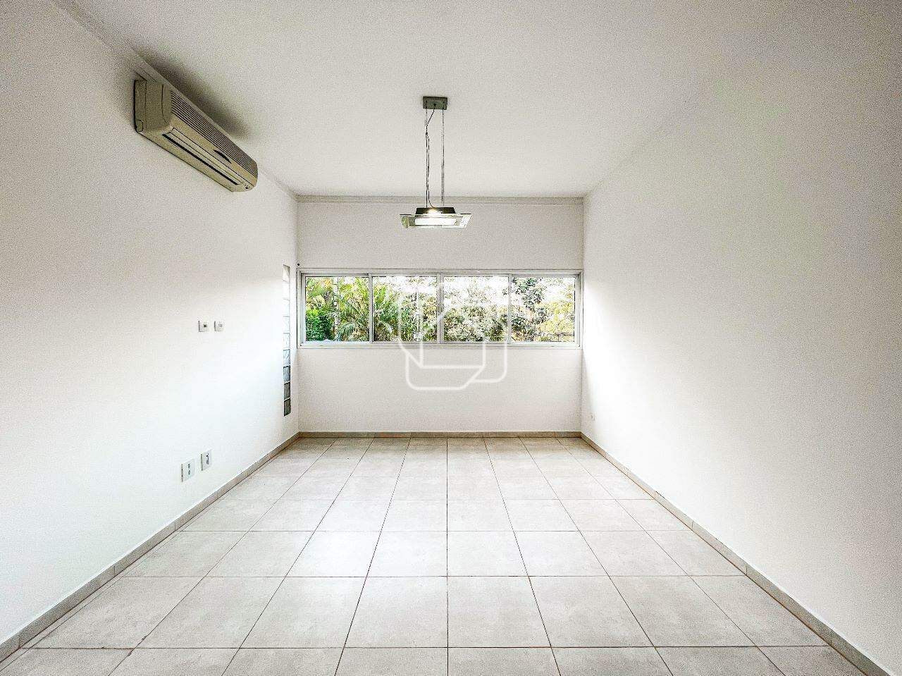 Casa de Condomínio à venda em Itu - SP - Portal da Vila Rica : Sala