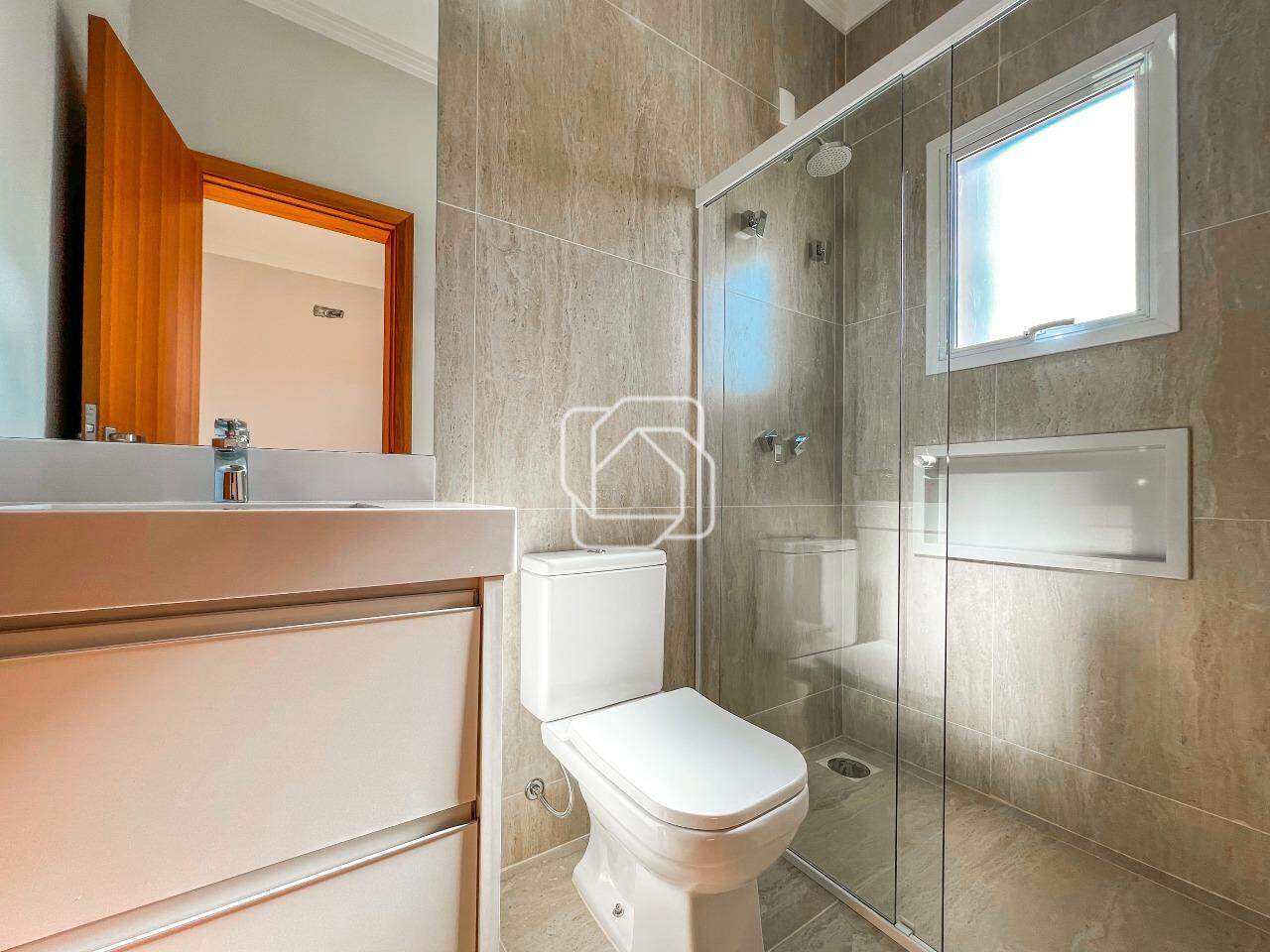 Casa de Condomínio à venda em Itu - SP - Condomínio Residencial Mont Blanc: Banheiro