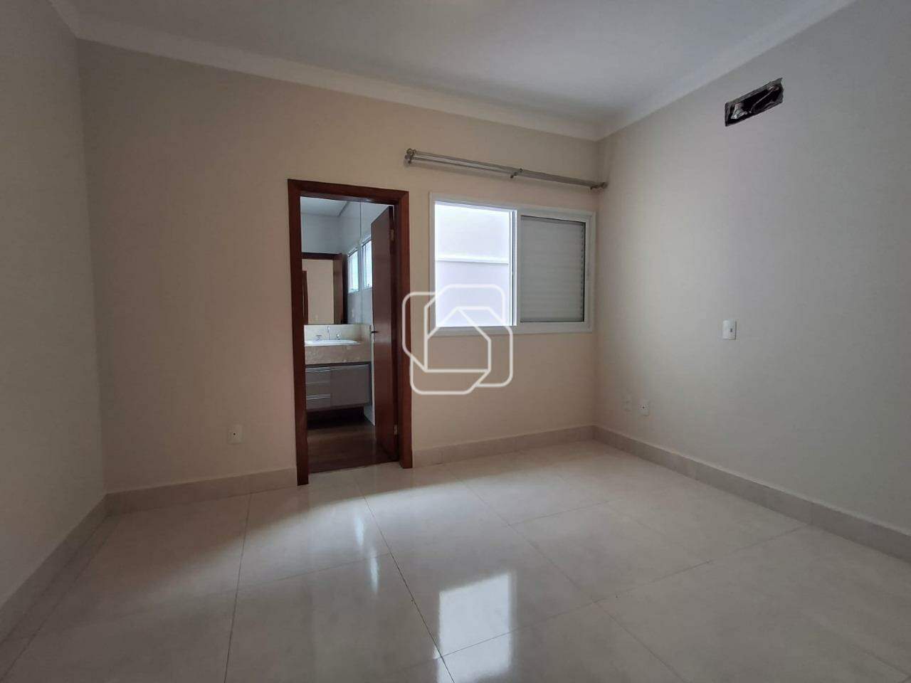 Casa de Condomínio para aluguel em Indaiatuba - SP - Jardim Residencial Maria Dulce: Dormitório