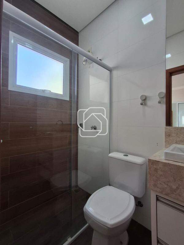 Casa de Condomínio para aluguel em Indaiatuba - SP - Jardim Residencial Maria Dulce: Banheiro