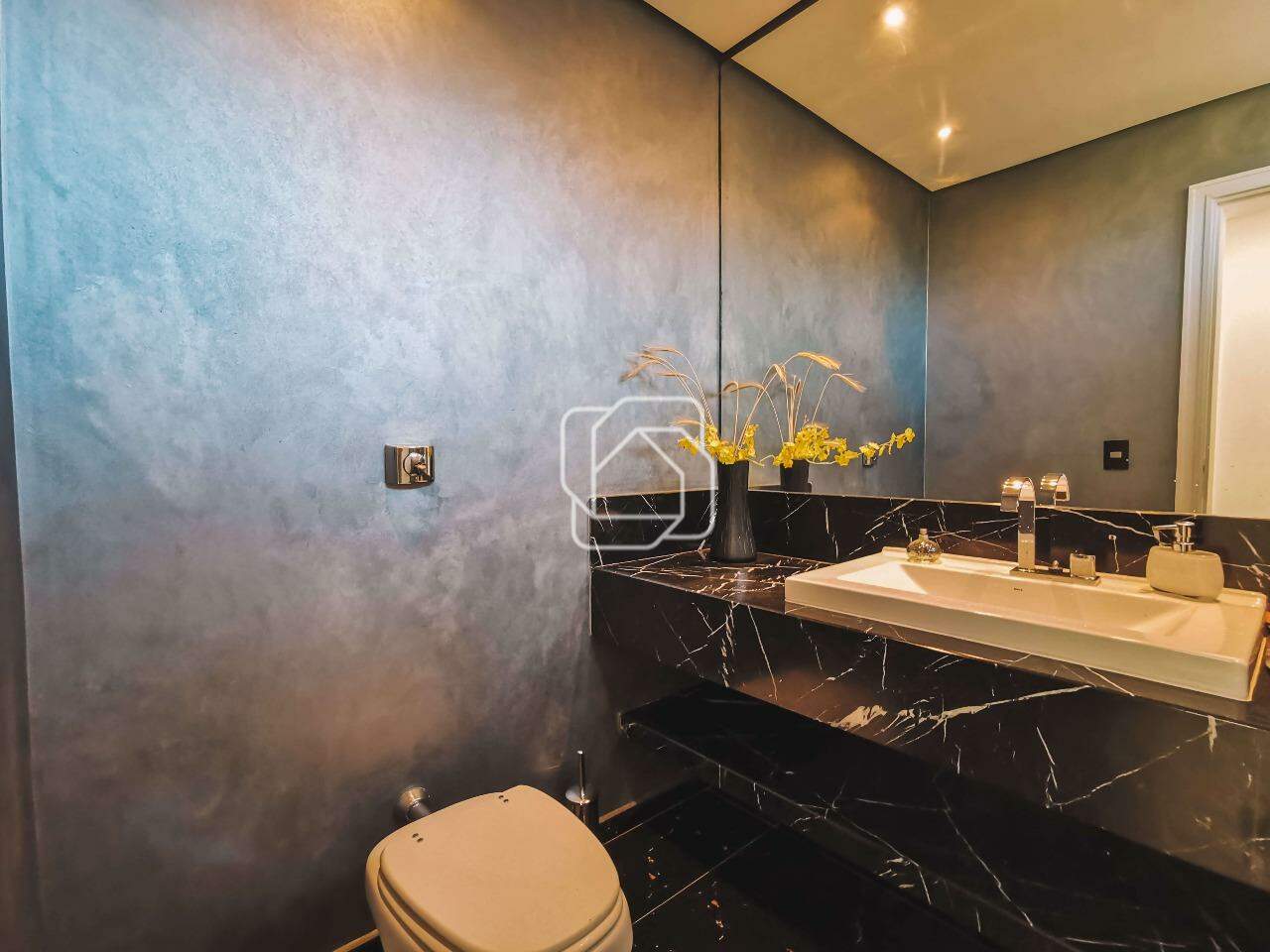 Casa de Condomínio à venda em Itupeva - SP - Fazenda da Grama: Lavabo