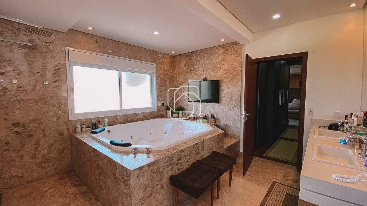 Casa de Condomínio à venda em Porto Feliz - SP - Fazenda Alvorada: Banheiro