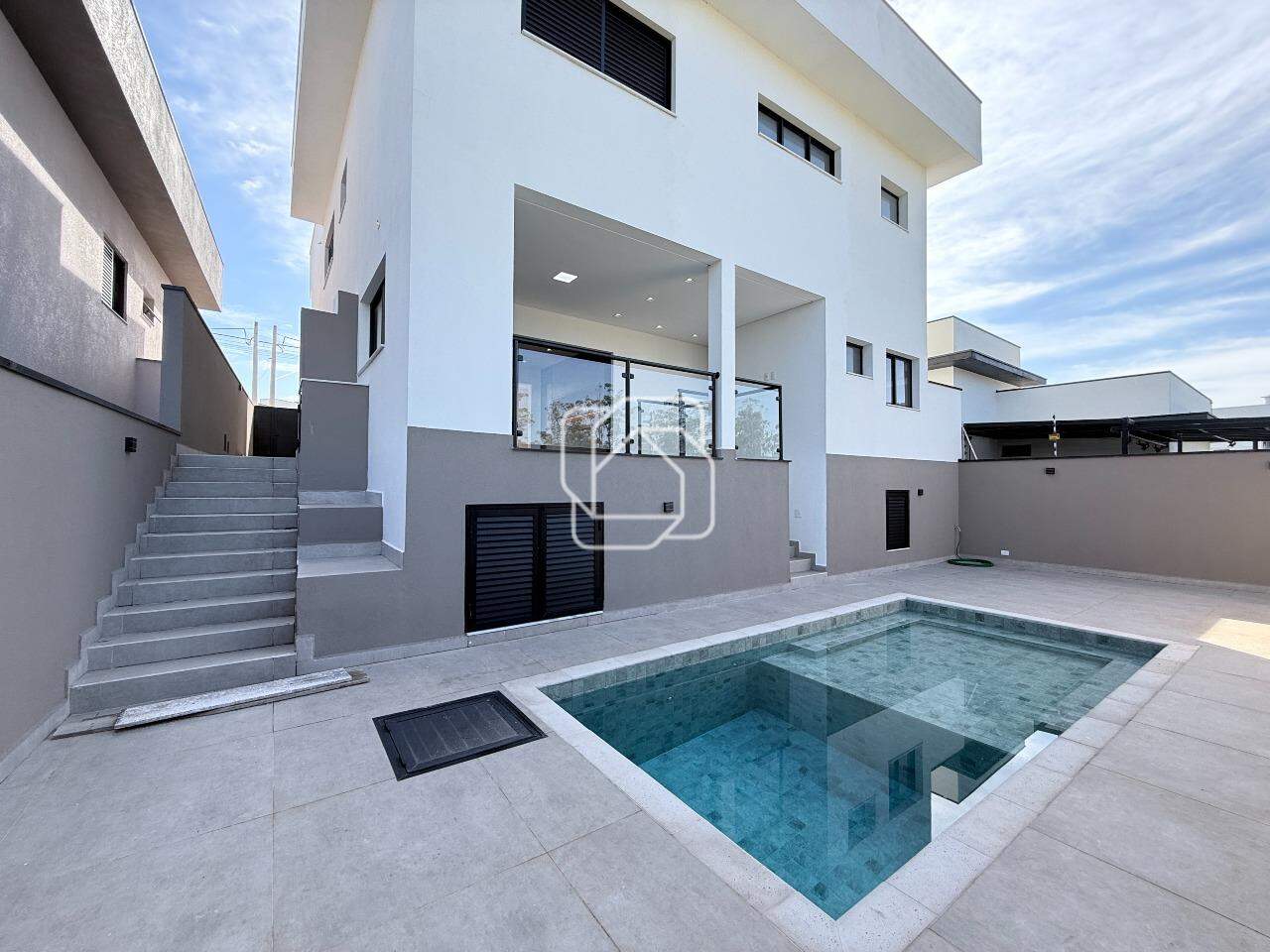 Casa de Condomínio à venda em Salto - SP - Residencial Central Parque: Piscina