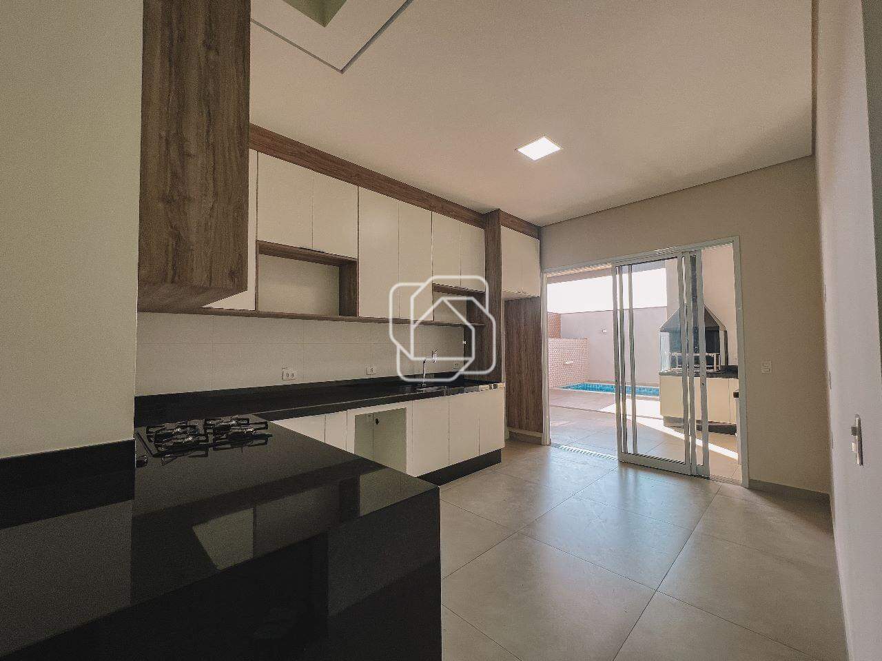 Casa de Condomínio para aluguel em Indaiatuba - SP - Jardim Residencial Dona Lucilla: Cozinha