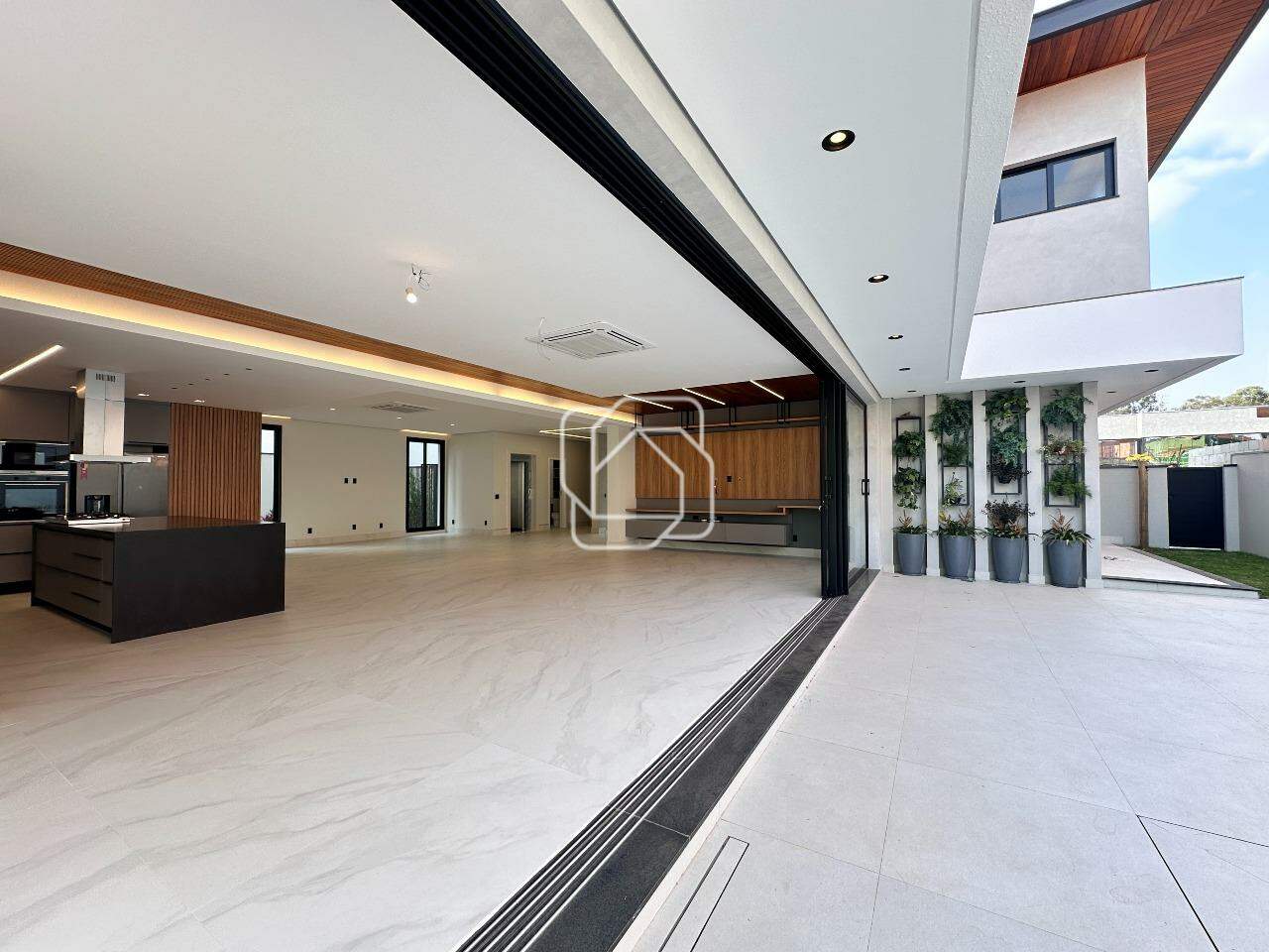 Casa de Condomínio à venda em Indaiatuba - SP - Parque Villa dos Pinheiros: Espaço gourmet