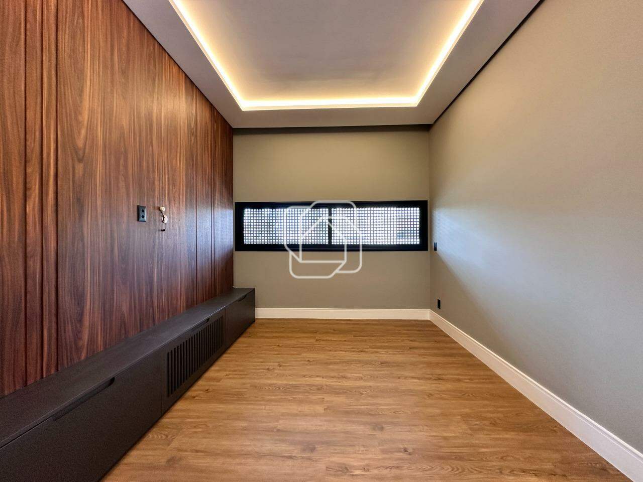 Casa de Condomínio à venda em Indaiatuba - SP - Parque Villa dos Pinheiros: Home TV