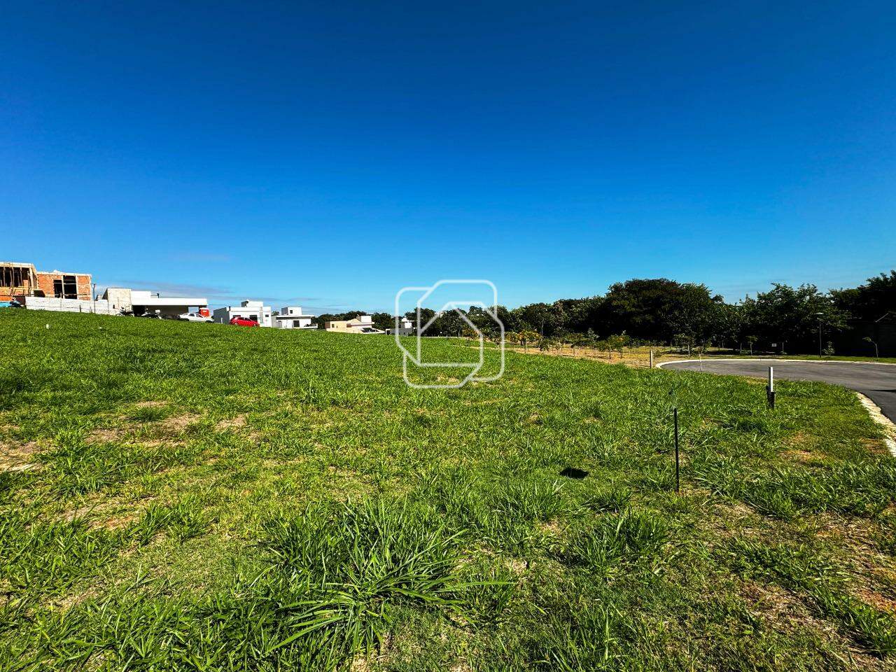 Terreno à venda em Itu - SP - Condomínio Vila dos Manacás: 