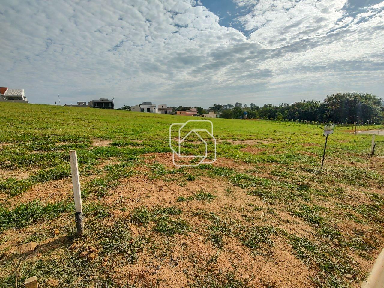Terreno à venda em Itu - SP - Condomínio Vila dos Manacás: Visão ampla do terreno
