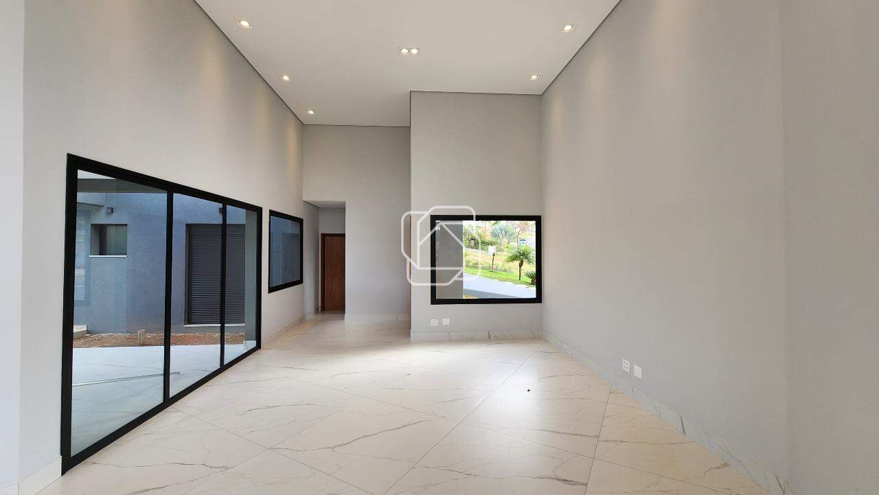 Casa de Condomínio à venda em Itu - SP - Residencial Parque Campos de Santo Antônio II: Sala de estar