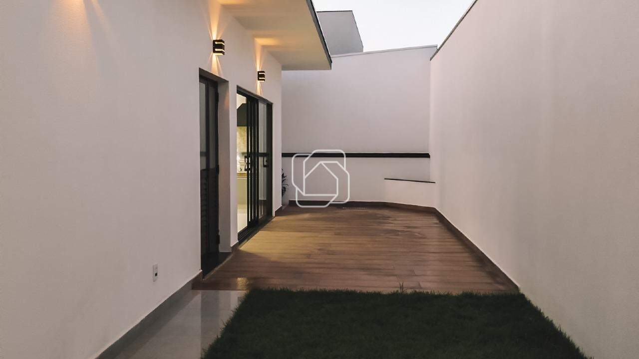 Casa de Condomínio para aluguel em Salto - SP - Residencial Central Parque: Quintal