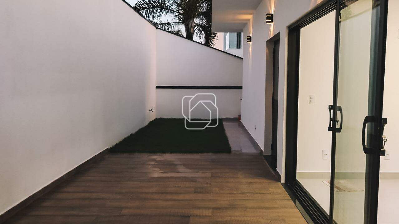 Casa de Condomínio para aluguel em Salto - SP - Residencial Central Parque: Quintal