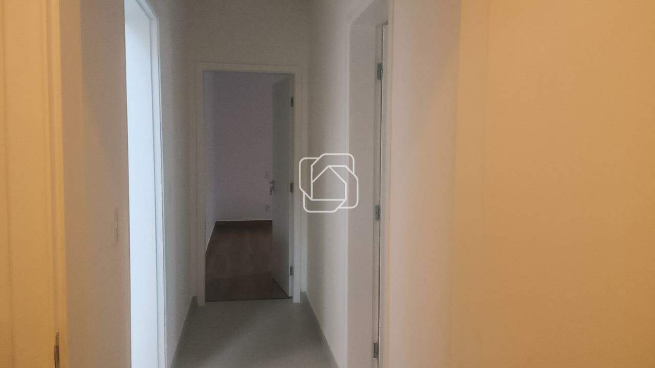 Casa de Condomínio para aluguel em Salto - SP - Residencial Central Parque: Corredor