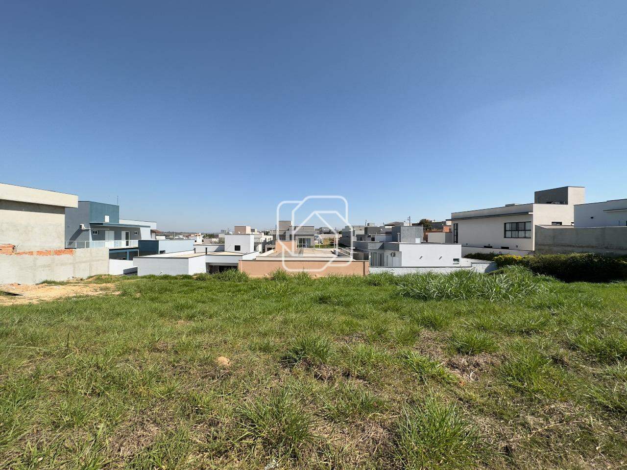 Terreno à venda em Salto - SP - Residencial Lagos D’Icaraí: Visão ampla do terreno