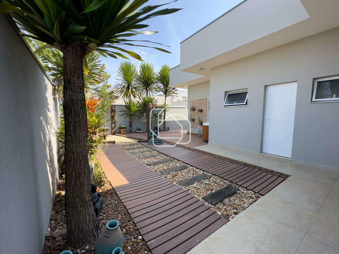Casa de Condomínio à venda em Salto - SP - Portal dos Bandeirantes: Quintal