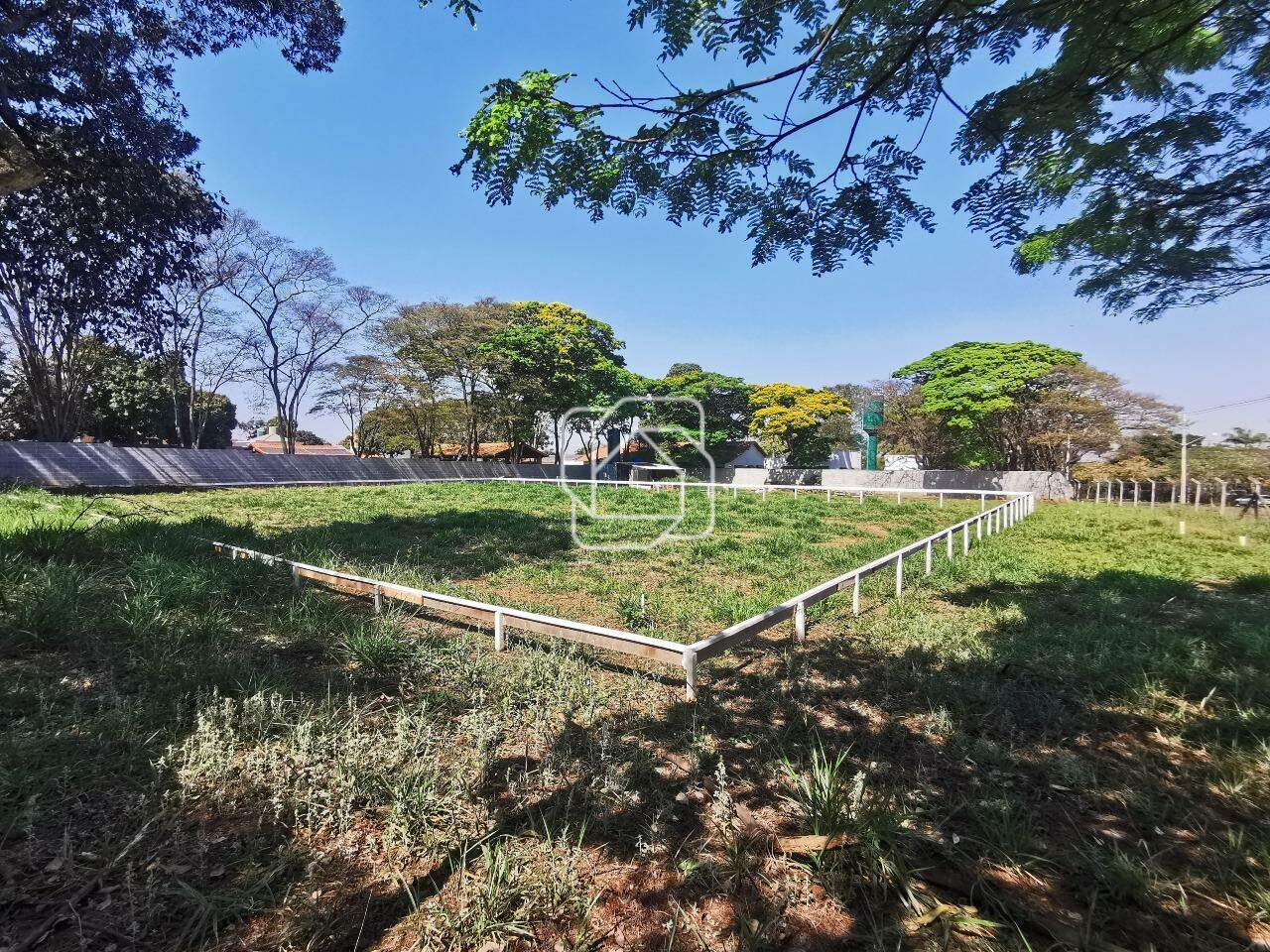 Terreno à venda em Indaiatuba - SP - Vale das Laranjeiras: Visão ampla do terreno