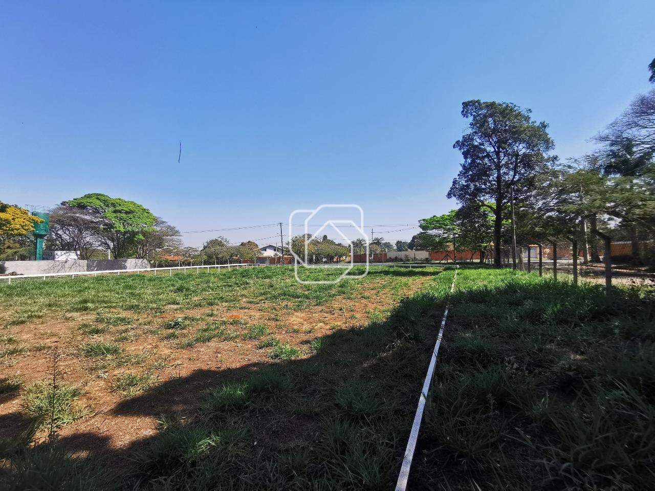 Terreno à venda em Indaiatuba - SP - Vale das Laranjeiras: Visão ampla do terreno