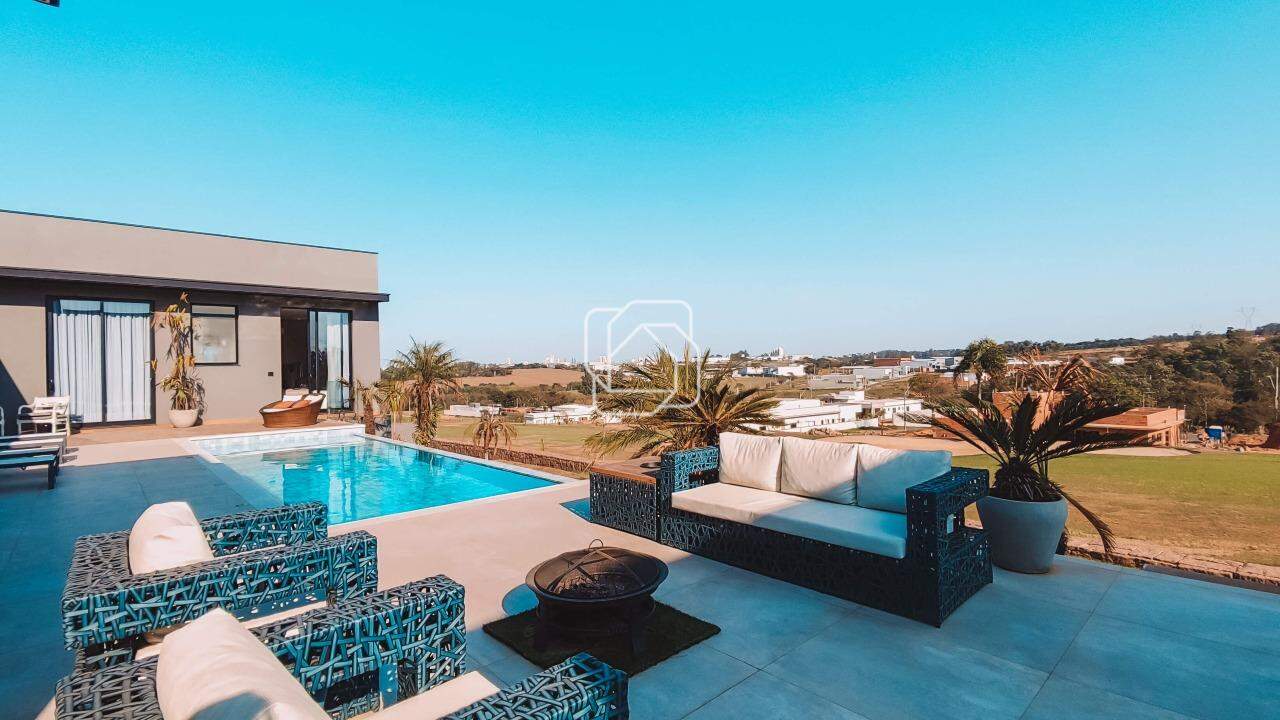 Casa de Condomínio à venda em Indaiatuba - SP - Jardins do Golfe Residencial Indaiatuba: Fire pit na área externa