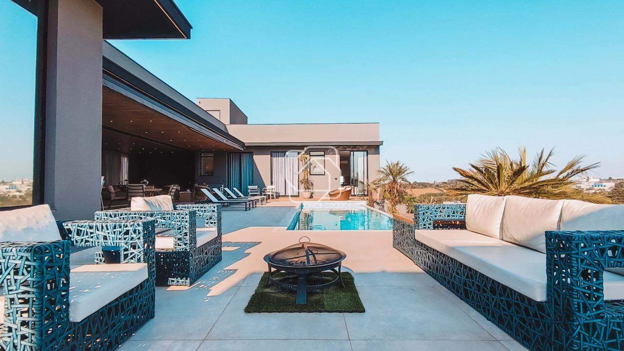 Casa de Condomínio à venda em Indaiatuba - SP - Jardins do Golfe Residencial Indaiatuba: Fire pit na área externa