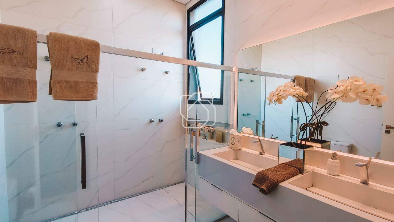 Casa de Condomínio à venda em Indaiatuba - SP - Jardins do Golfe Residencial Indaiatuba: Banheiro