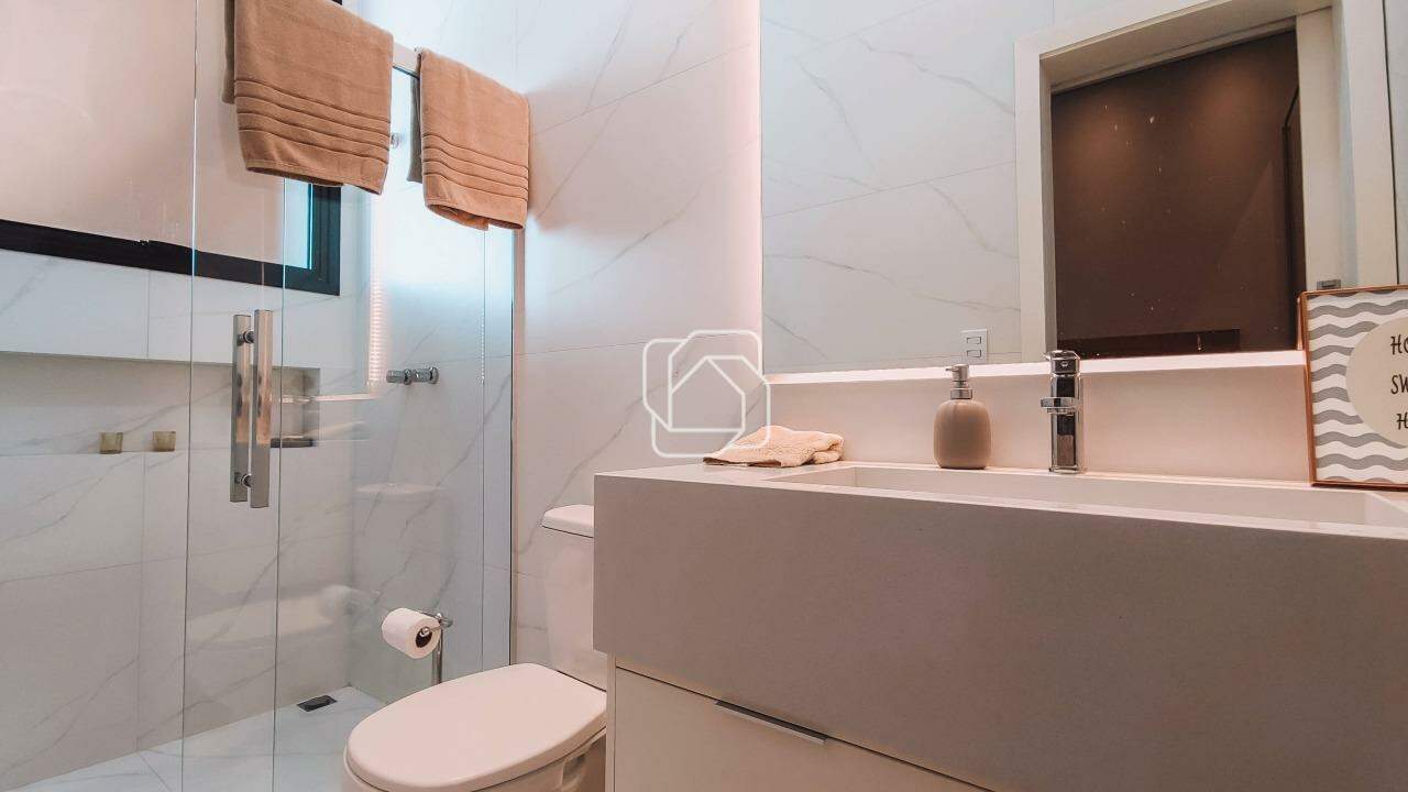 Casa de Condomínio à venda em Indaiatuba - SP - Jardins do Golfe Residencial Indaiatuba: Banheiro