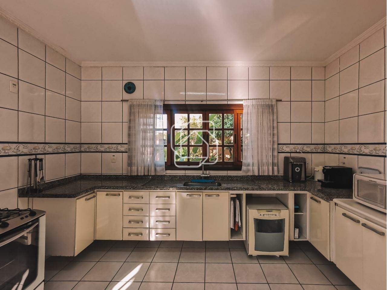 Casa de Condomínio à venda em Indaiatuba - SP - Vale das Laranjeiras: Cozinha
