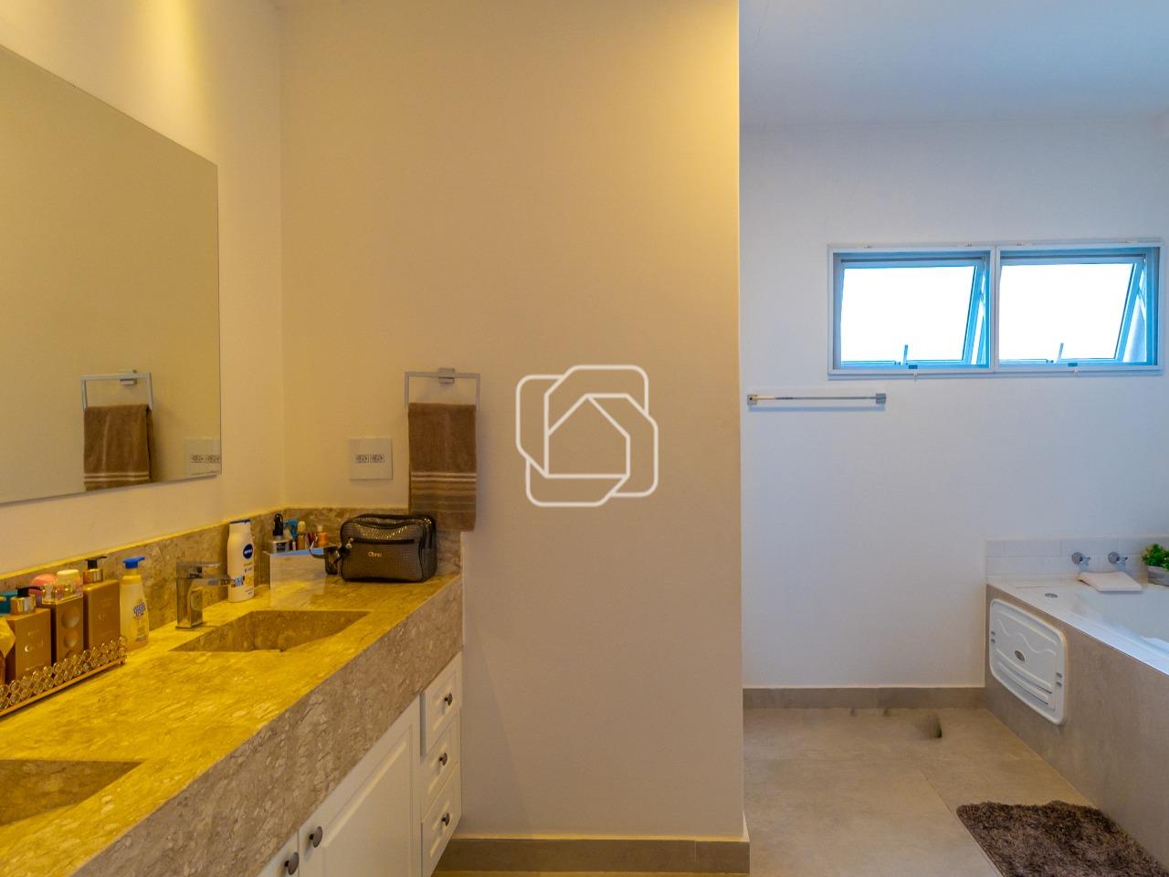 Casa de Condomínio à venda em Itu - SP - Condomínio City Castelo: Banheiro