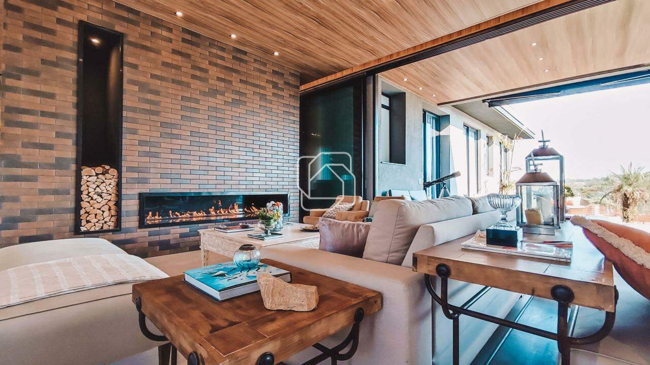 Casa de Condomínio para aluguel em Indaiatuba - SP - Jardins do Golfe Residencial Indaiatuba: Sala de estar